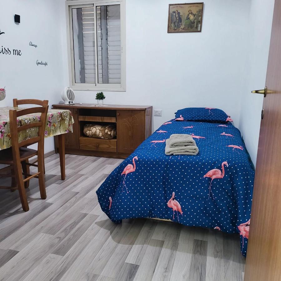 Eman Sweet Home - Cozy Privet Unique Apartment In Haifa Downtown Eksteriør bilde